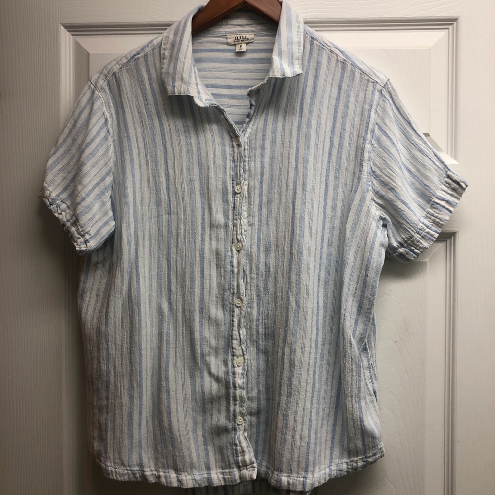 a.n.a Men’s Light Blue and White Striped Short Sleeve Button-Down Shirt